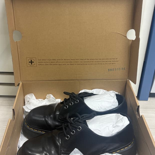 닥터마틴 클래식 1461 쿼드 더비슈즈 블랙 280