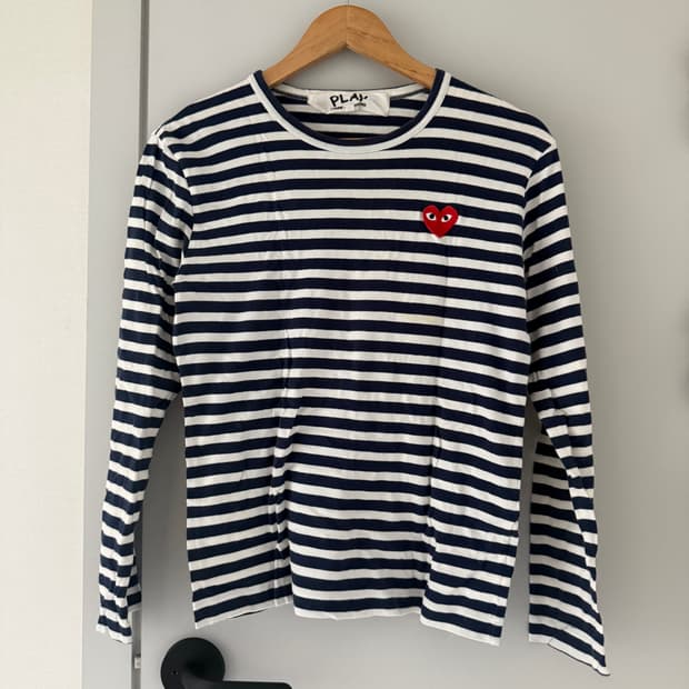 꼼데가르송 티셔츠