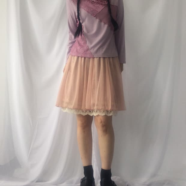 Lace layer trimming high neck sleeve
