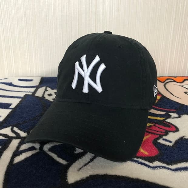 MLB 뉴에라X모마(MoMA) 뉴욕양키스 모자/볼캡