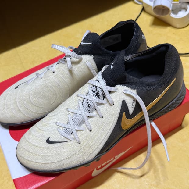 나이키 팬텀 gx2 풋살화