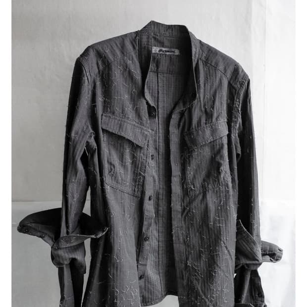 구매)블랙멀 셔츠 삽니다