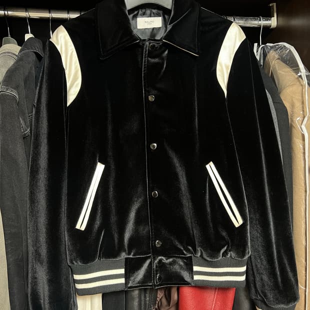 [L] 롤링스튜디오 벨벳 바시티 테디 자켓 블랙