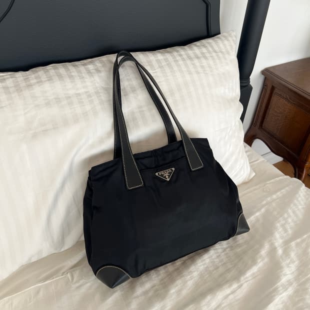 빈티지 프라다 포코노 레더 트리밍 숄더백