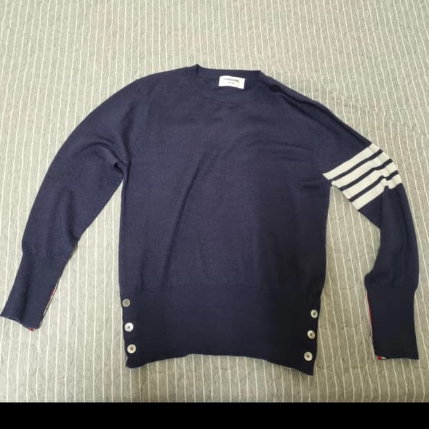 톰브라운 네이비 니트 3사이즈(95~100)