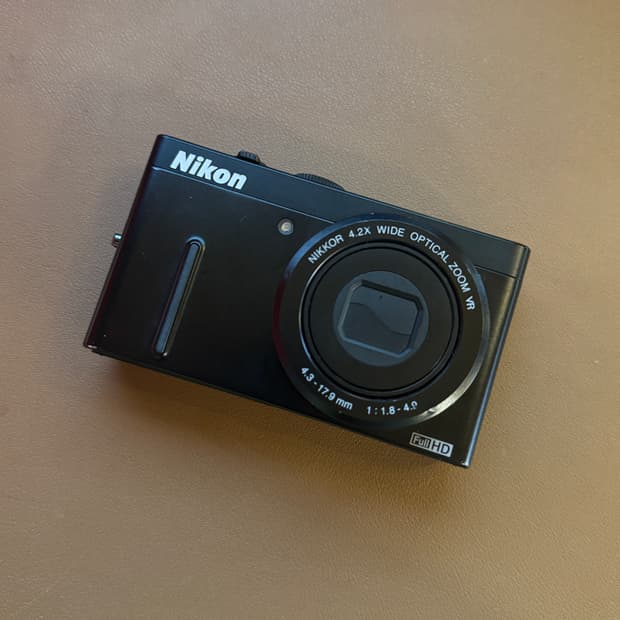 니콘 쿨픽스 p300 블랙