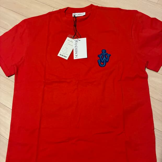 [새상품/M-L사이즈] JW 앤더슨 시그니처 레드 티셔츠