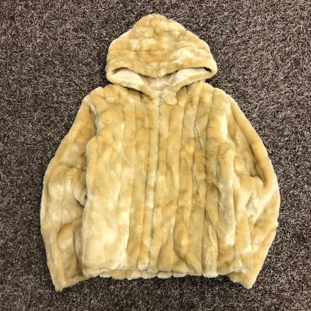 Ann Star 퍼 후드집업 자켓