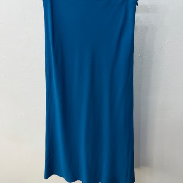 정품) 더캐시미어 한섬 물결 스커트 블루 64(28)