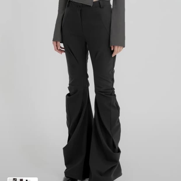 플레어업 Asymmetrical Drape Pants