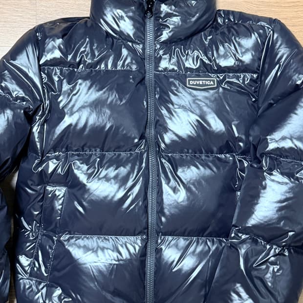 [50]듀베티카 유광패딩