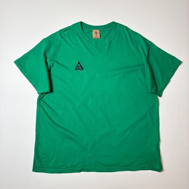 나이키 ACG 로고 루시드 그린 반팔 티셔츠 PN8590