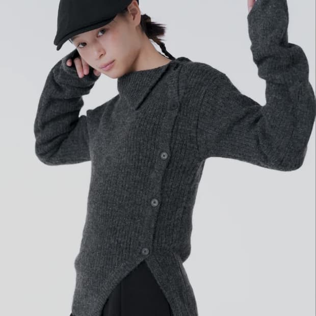 미세키서울 사이드버튼 니트 차콜