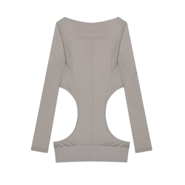 오호스 curved cut layerd tee warm grey 3