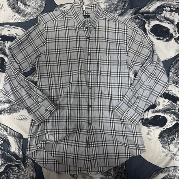 정품) 버버리 체크셔츠 M사이즈 