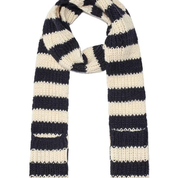 오픈와이와이 스트라이프 머플러 한소희착용