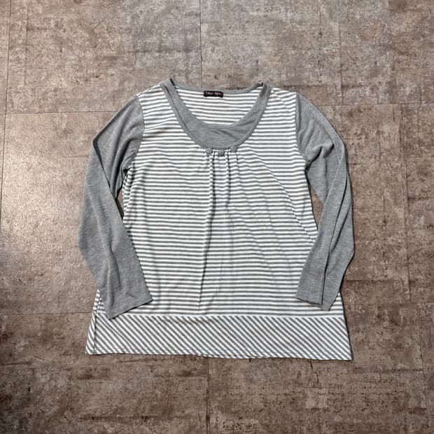 레이어드 버튼 넥 탑