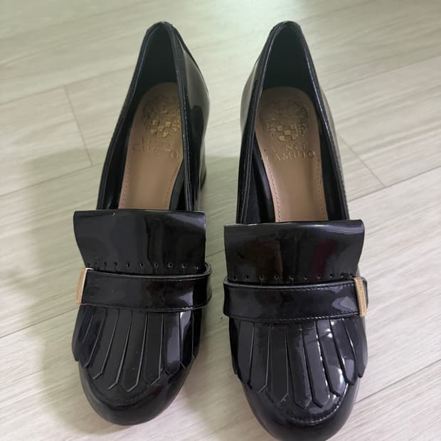 빈스카무토 검정 페이턴트 로퍼힐