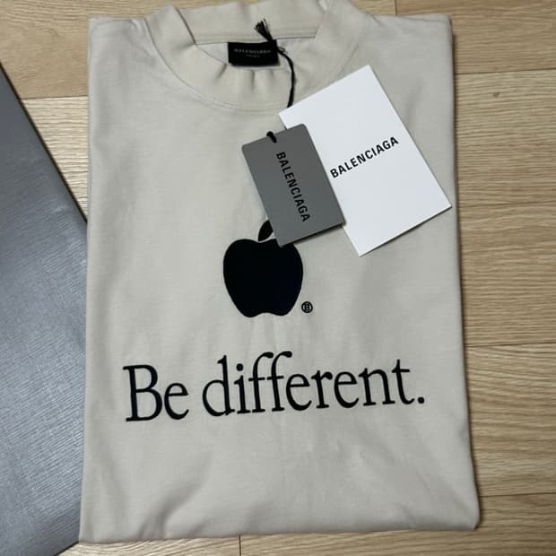 발렌시아가 애플 be different 