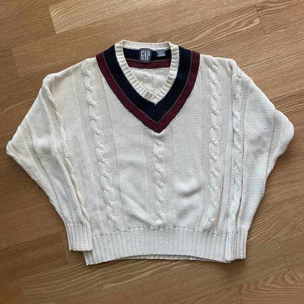올드갭 브이넥 코튼 스웨터 (Made in England)