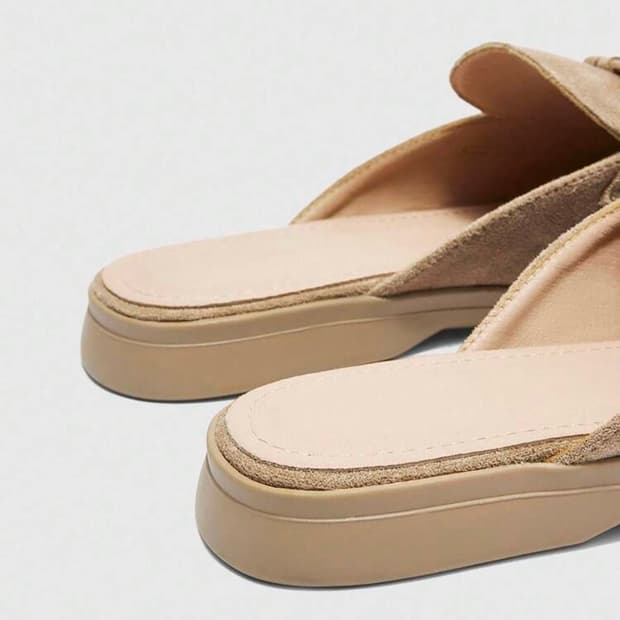 베이지 스웨이드 뮬 슬리퍼235