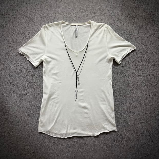 Neil barrett necklace t-shirt