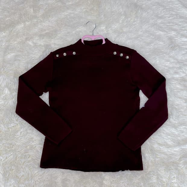 갸루템) 버건디 금장 니트