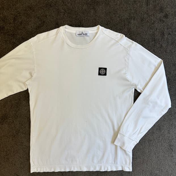 스톤아일랜드 롱 슬리브 M