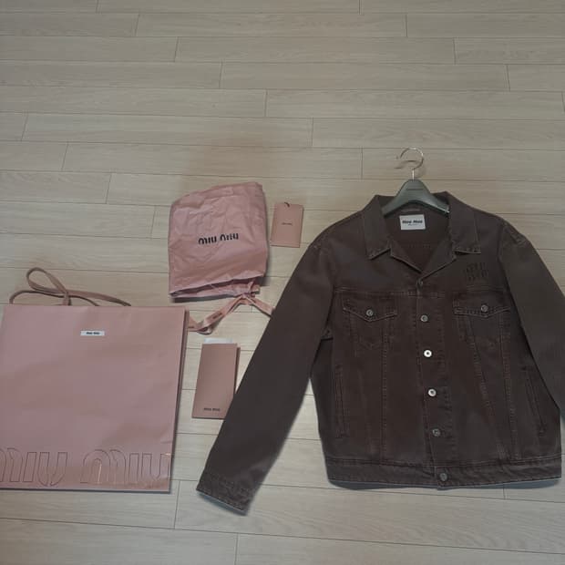 42) 미우미우 브라운 데님자켓