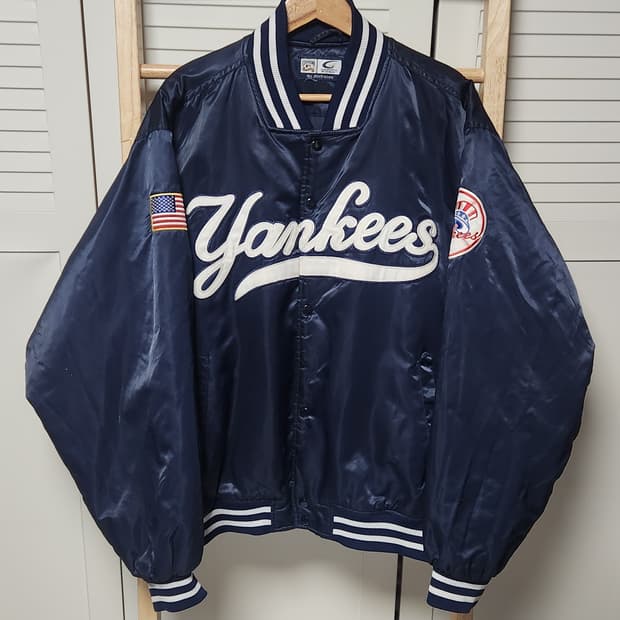 G-Iii 스포츠 뉴욕 양키스 스타디움 바시티 점퍼