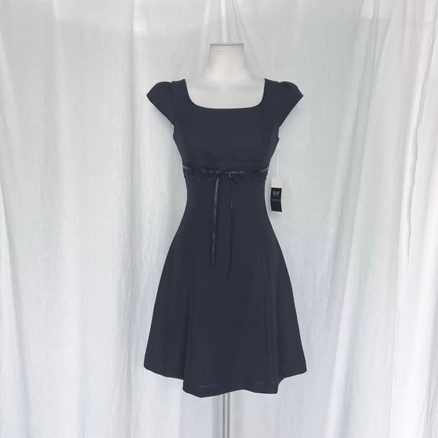 R.F 리본 블랙 원피스 일본빈티지 갸루 리즈리사엑시즈팜스나이델어스뮤직