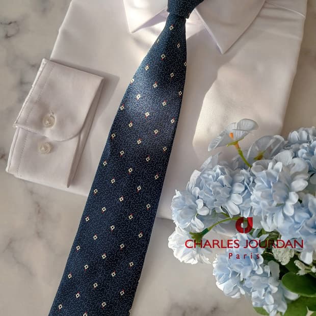 샤를 주르당 실크 네이비 패턴 넥타이 8.2cm A+등급 A19280
