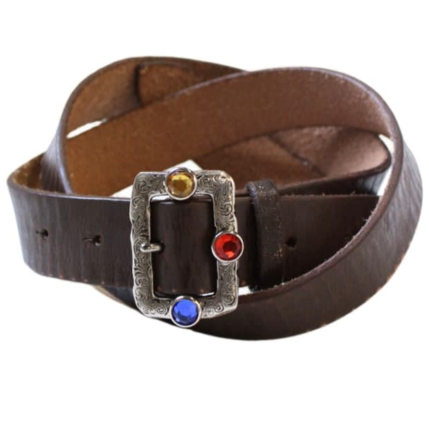 캐피탈 오일드 레더 잼스톤 스터드 벨트 브라운 판매 합니다.