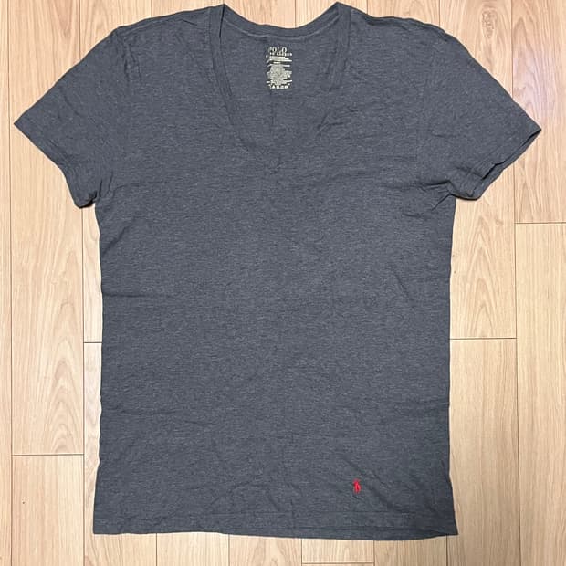 폴로 랄프로렌 브이넥 반팔티 M