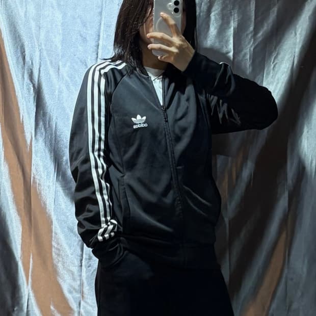L 아디다스 삼선로고 글로시 나일론 웜업