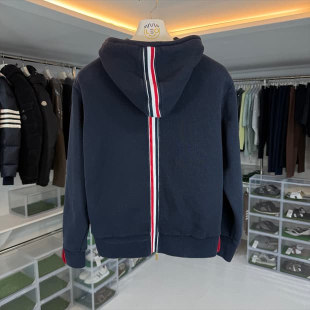 [리오브전포점] 톰브라운 백삼선 스트라이프 금장 후드집업