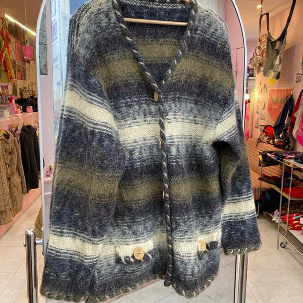 빈티지 네이비 스트라이프 버튼 가디건