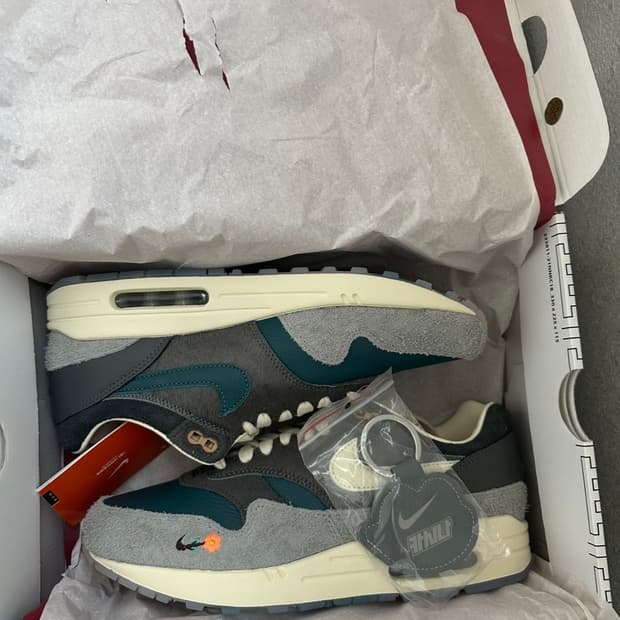 나이키 맥스1 원왕 회색 나코탭 새제품 275