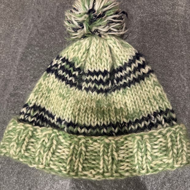 vintage 방울 털모자