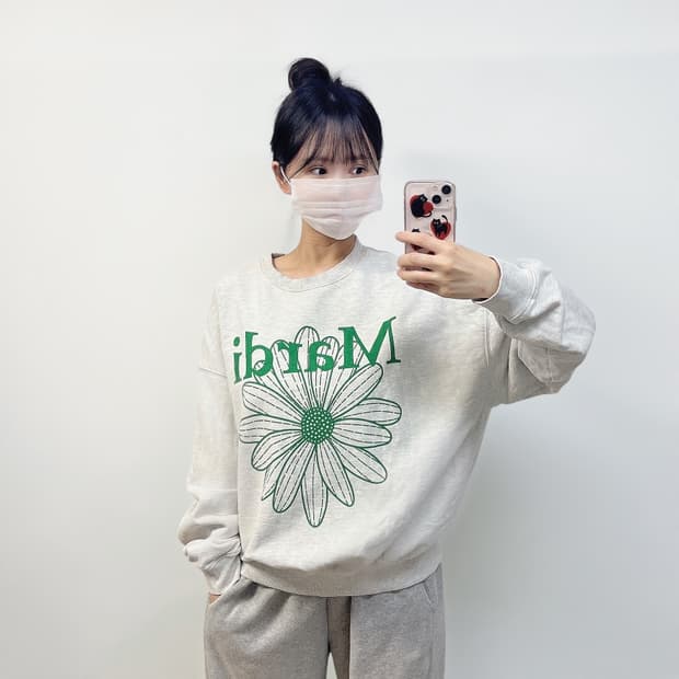 마르디메크르디 플라워 맨투맨