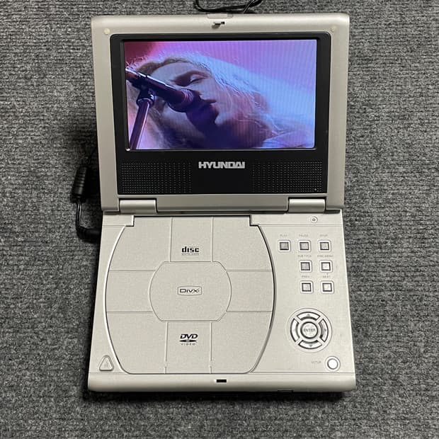 현대 HPD-719 포터블 DVD 플레이어