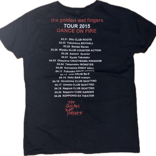“the gold wet fingers” band tee