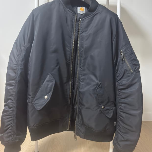 칼하트 Ashton Bomber Jacket