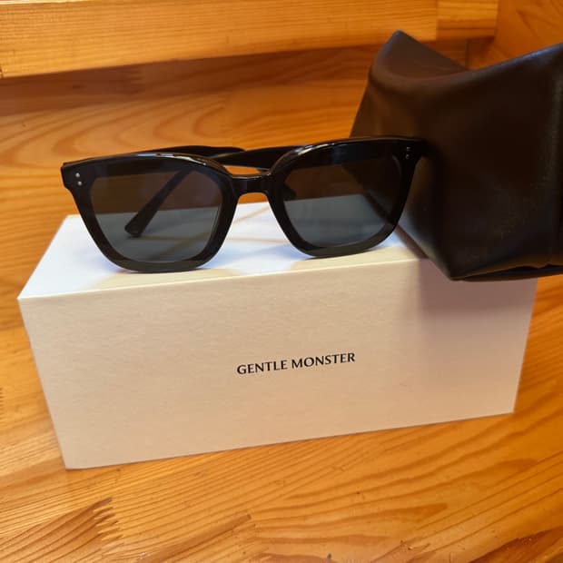 젠틀몬스터 퀸01