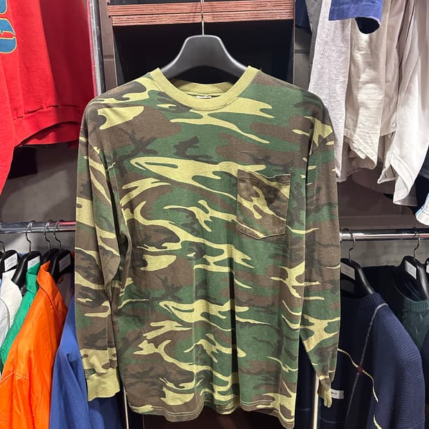 빈티지 00s 우드랜드 롱슬리브 