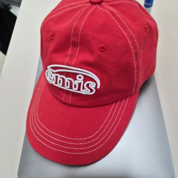 OS) emis 이미스 화이트 스티치 볼캡 팝니다