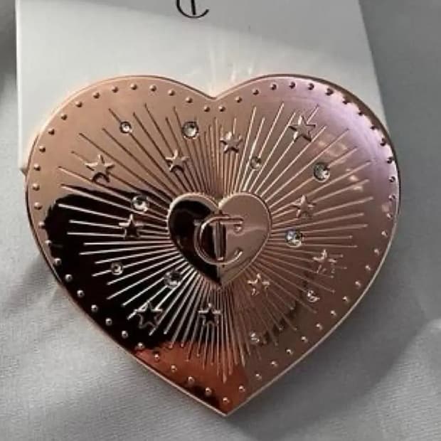 샬롯틸버리 홀리데이 하트포켓미러 로즈골드 거울 바비브라운 세일러문 스타