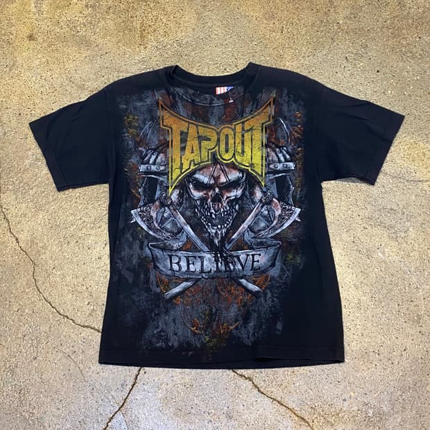 미국 빈티지 탭아웃 TAPOUT BELIEVE 해골 반팔티 락티셔츠