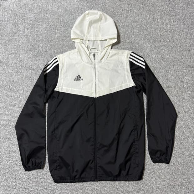 아디다스 바람막이 L