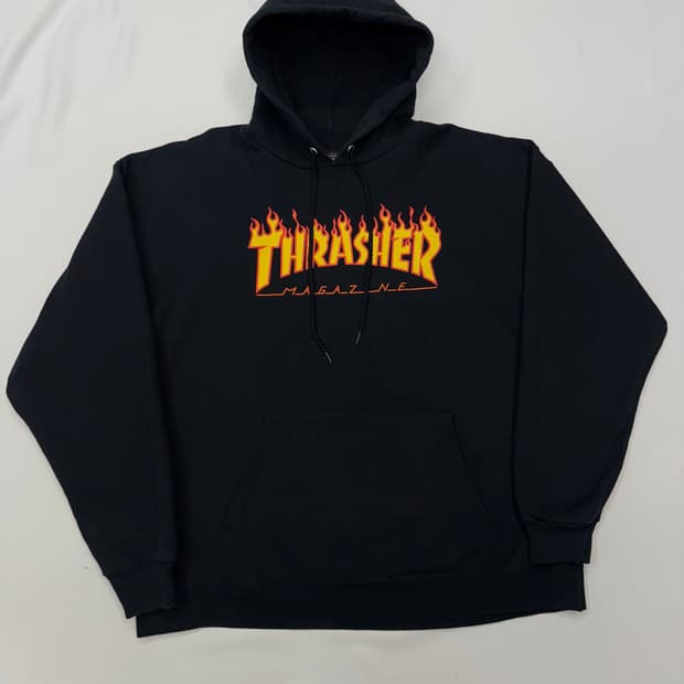 트레셔 플레임 로고 블랙 후드티